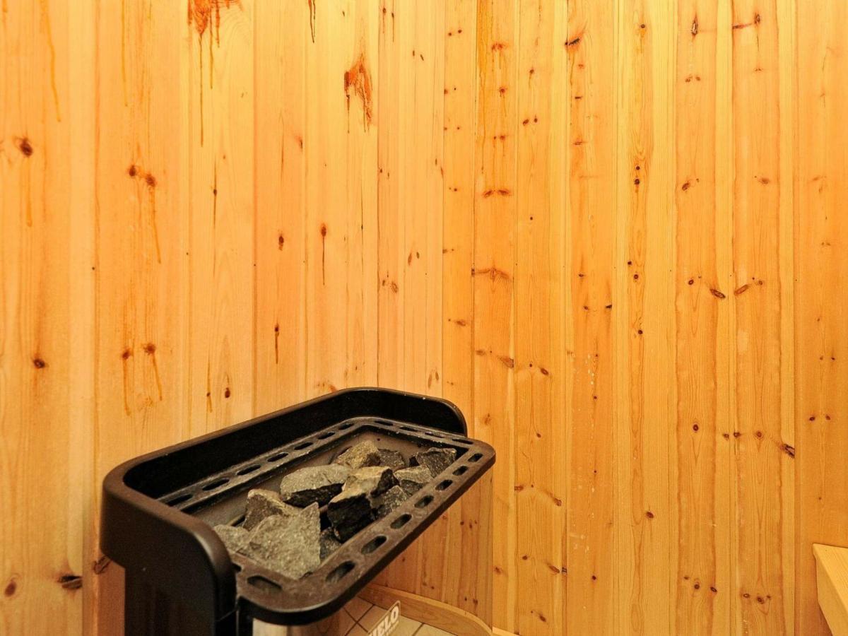 8 Person Holiday Home In Fan Фанё Экстерьер фото